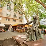 Opera Apartments