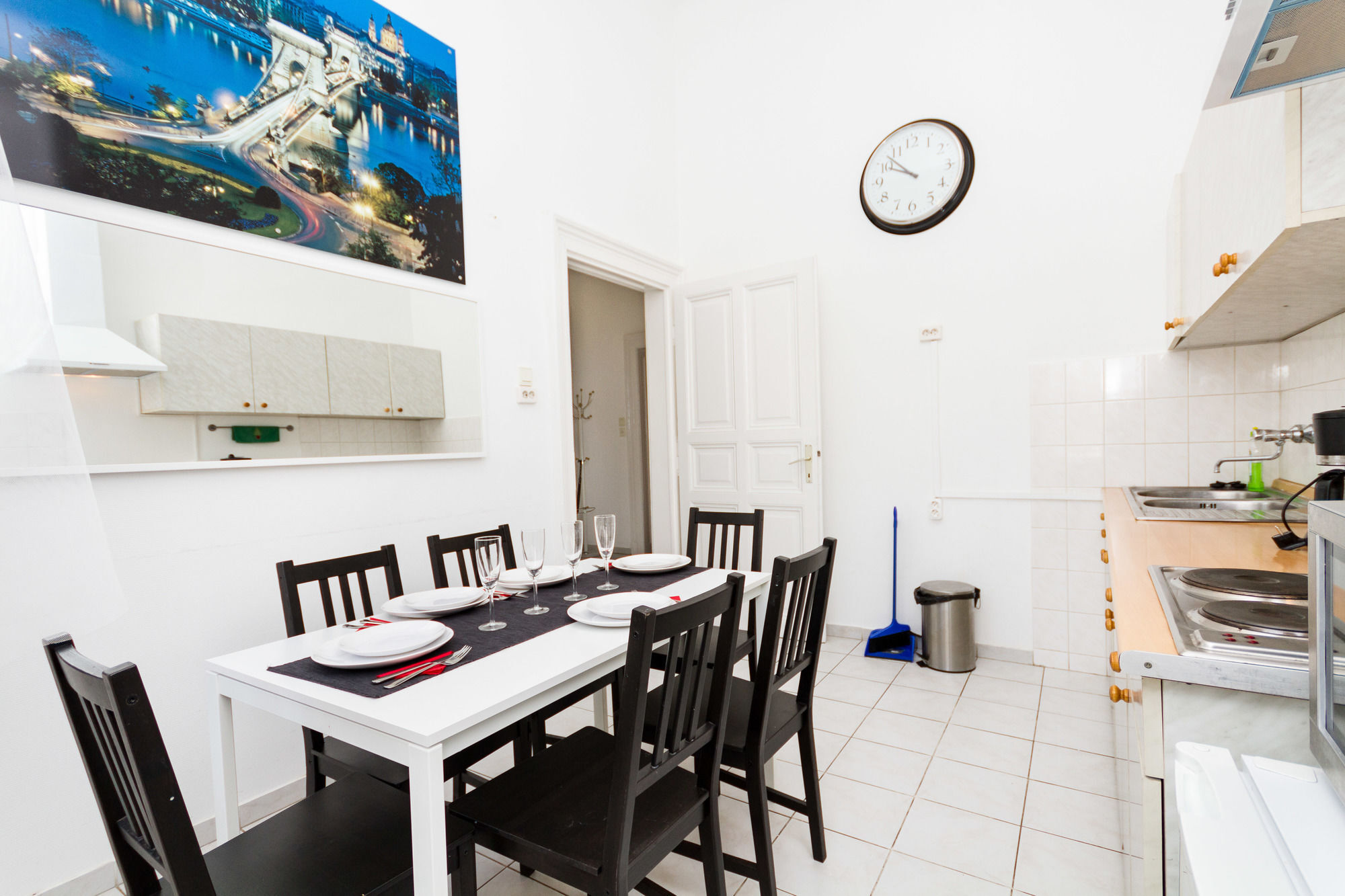 Opera Apartment *