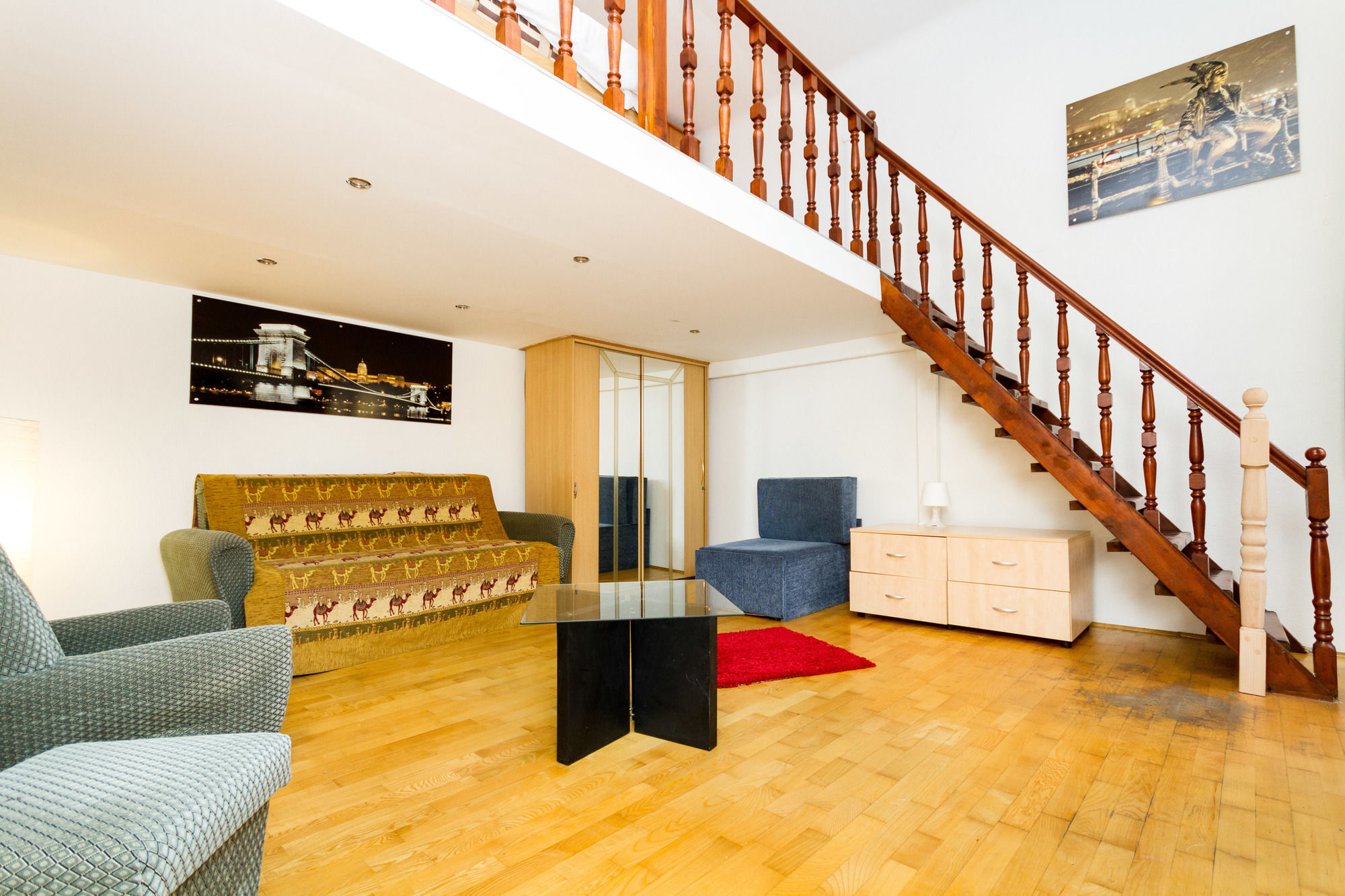 Opera Apartment *